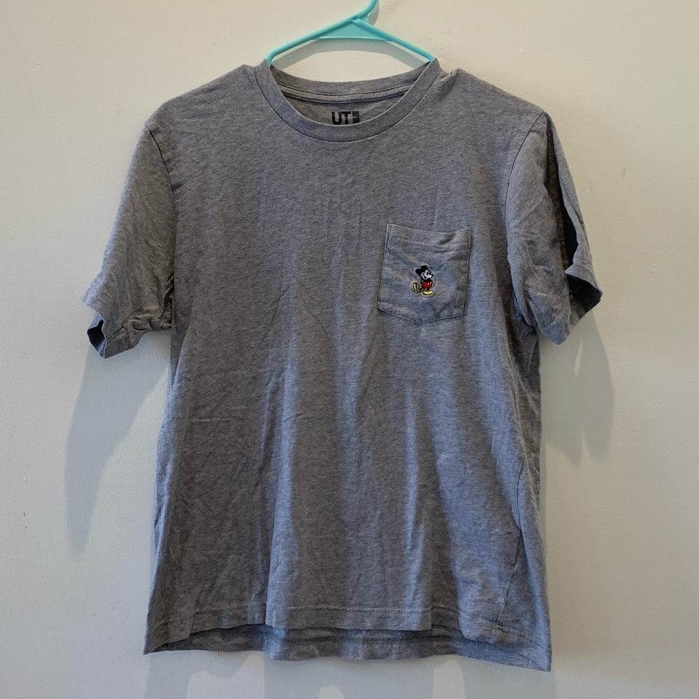 Uniqlo x KAWS grey tshirt size S men's